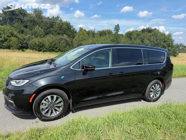 Chrysler Pacifica